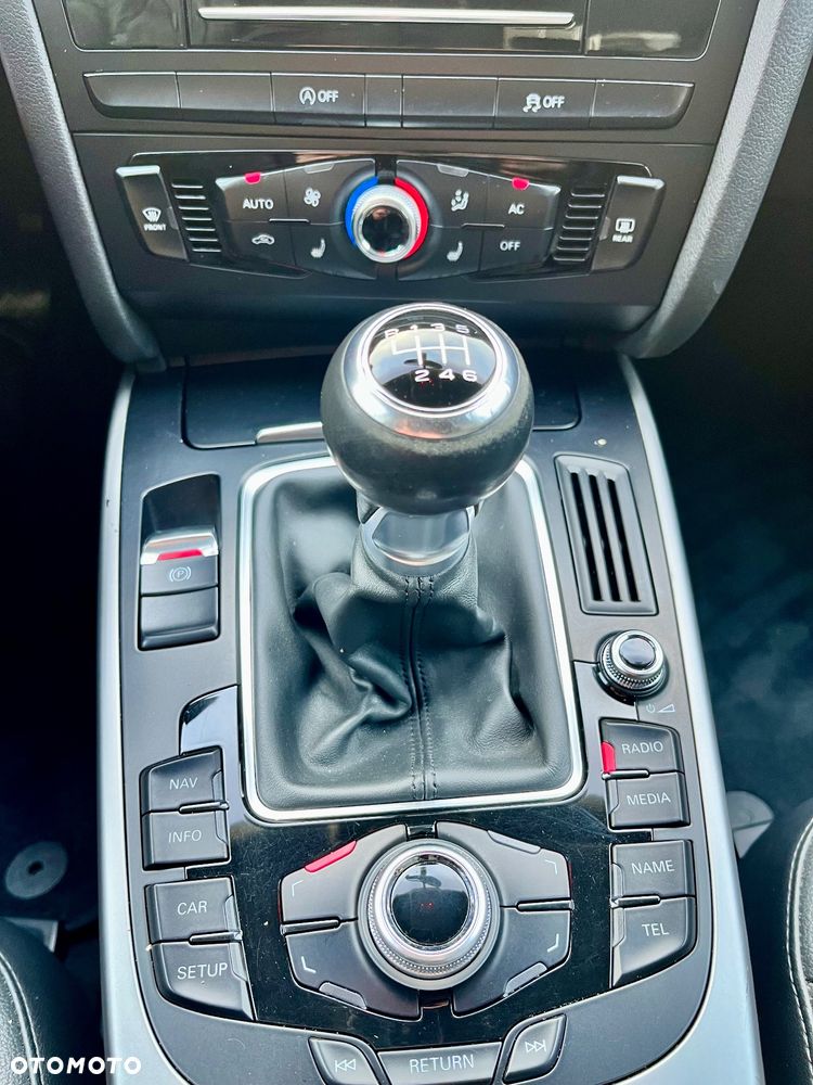 Audi A4 Allroad - 36