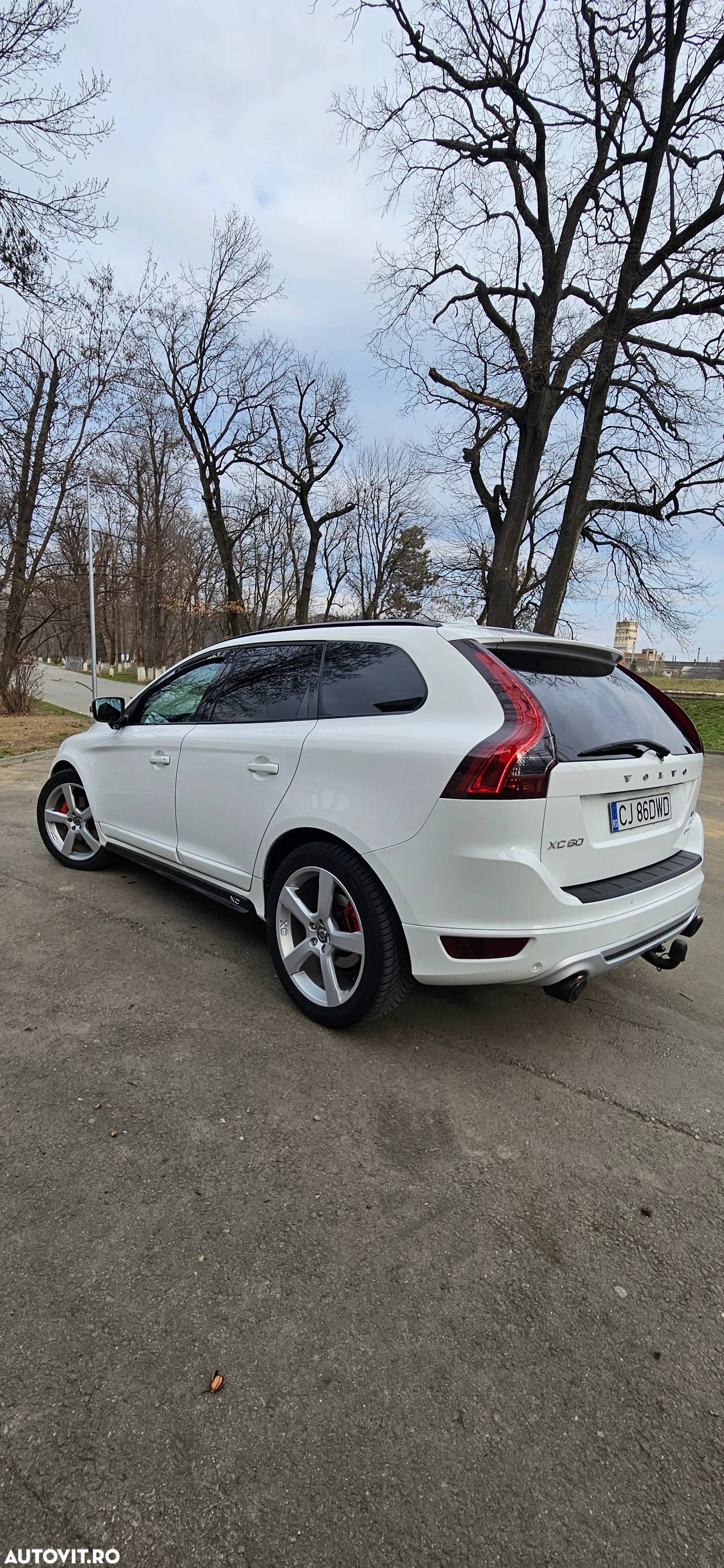 Volvo XC 60 D5 AWD Aut. RDesign - 3