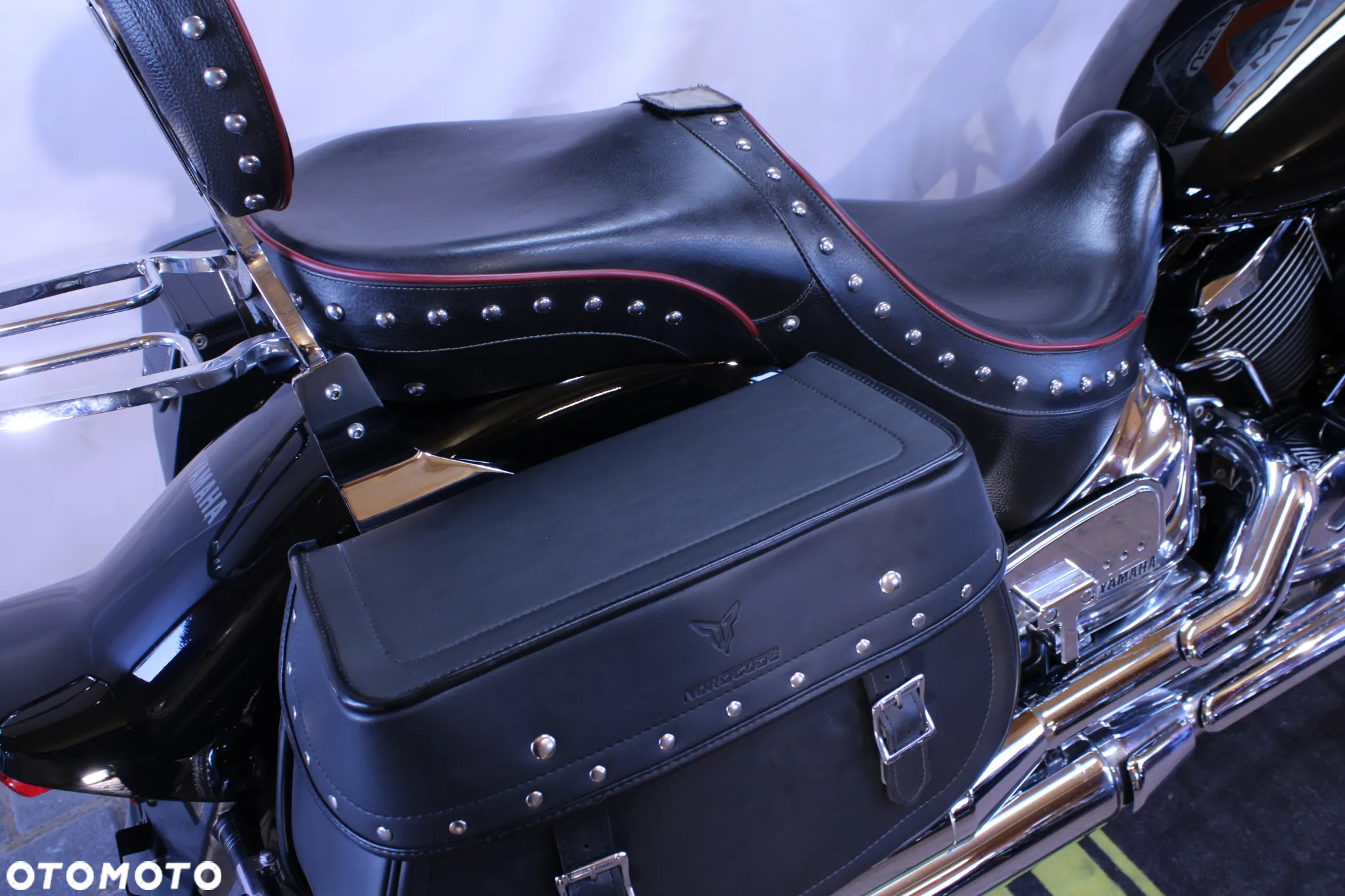 Yamaha XVS - 8