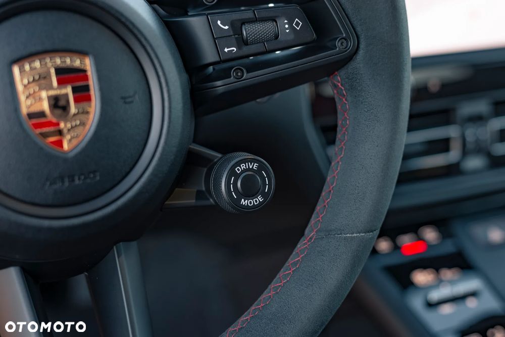 Porsche Macan T - 26