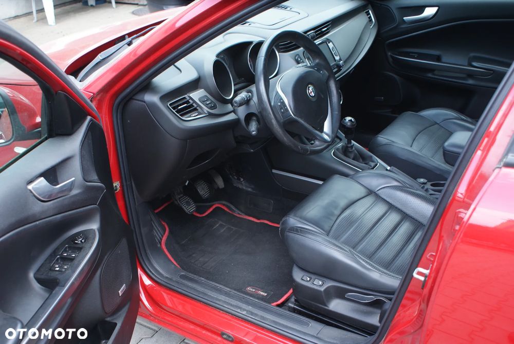 Alfa Romeo Giulietta 1.6 JTDM 16V - 8