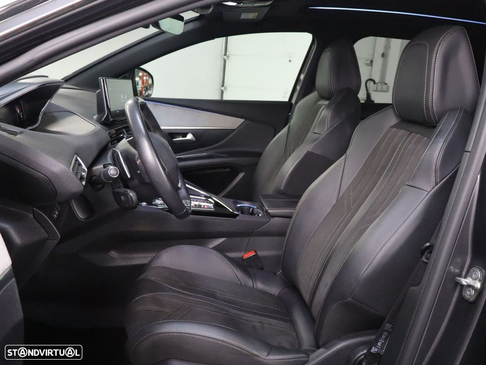 Peugeot 3008 1.2 PureTech GT Line EAT8 - 6