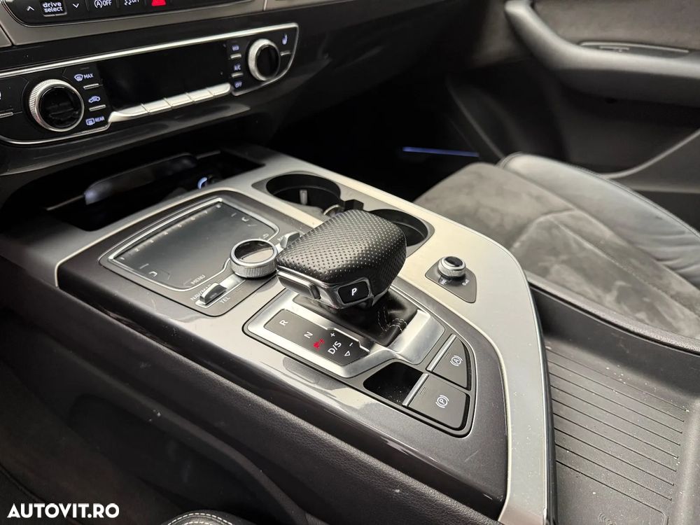 Audi Q7 50 TDI quattro Tiptronic S line - 19