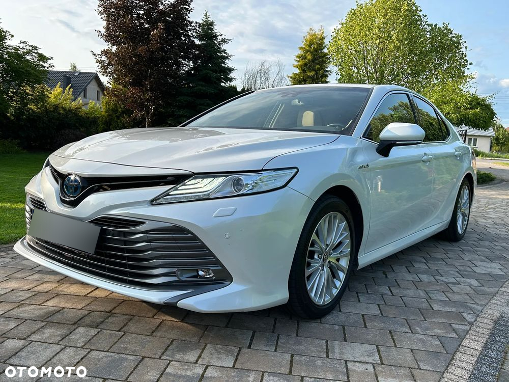 Toyota Camry 2.5 Hybrid Executive CVT - 12