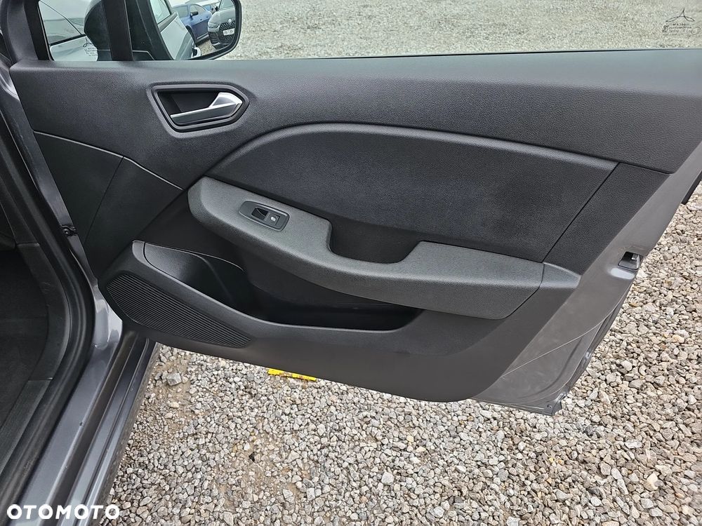 Renault Clio 1.0 TCe Evolution - 21