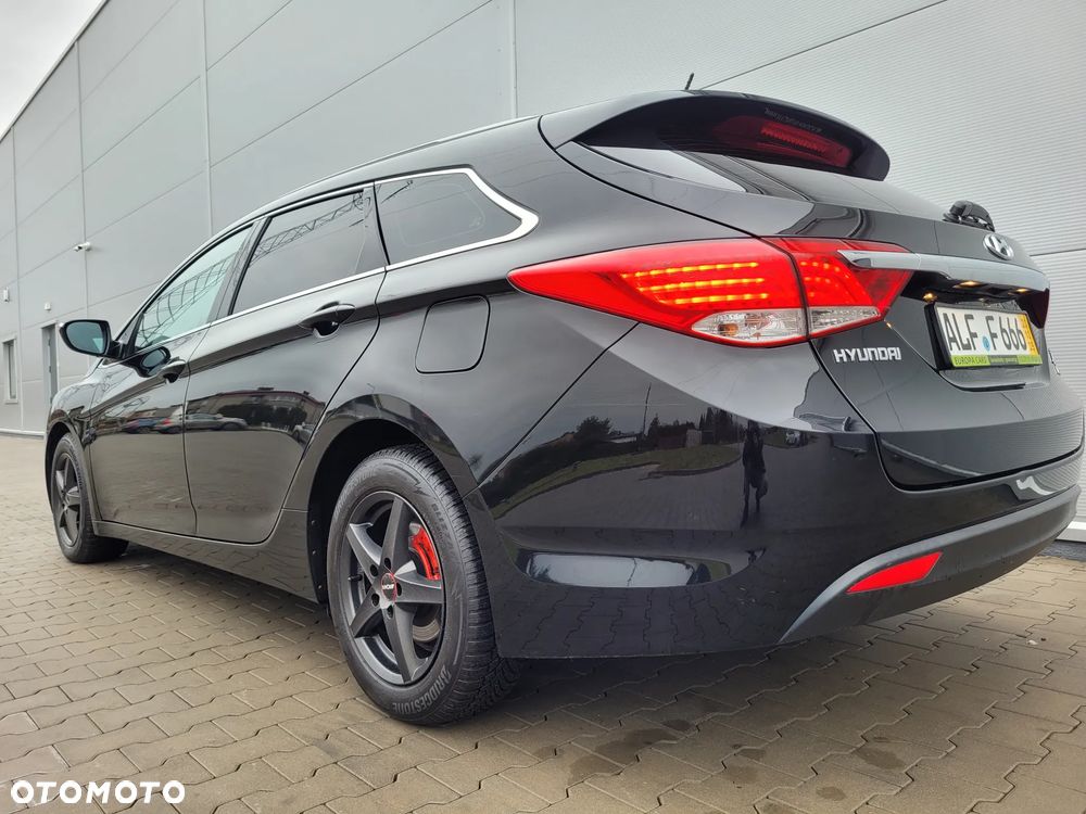 Hyundai i40 i40cw 1.7 CRDi Automatik Fifa World Cup Edition Silver - 7