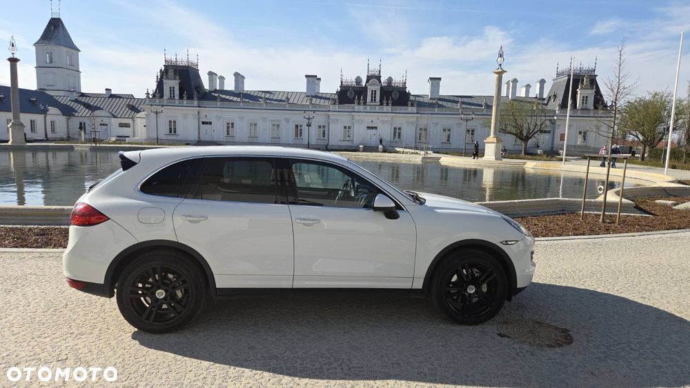 Porsche Cayenne S - 4