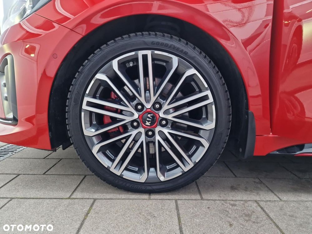 Kia ProCeed 1.6 T-GDI GT DCT - 18