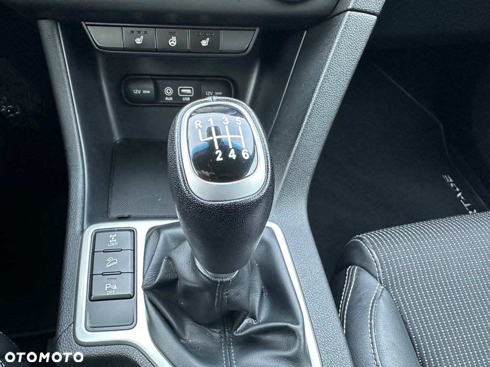 Kia Sportage 2.0 CRDI 4WD Spirit - 14