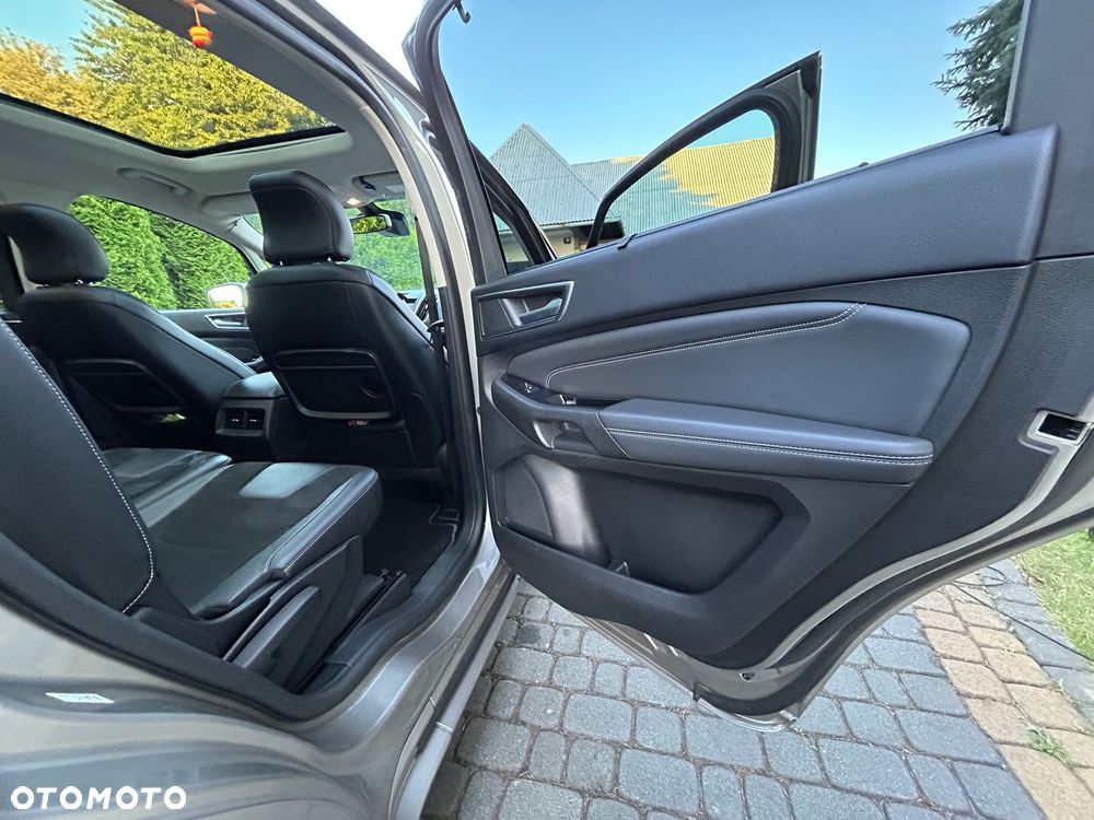 Ford S-Max - 31