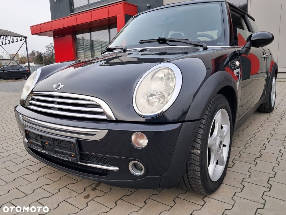 MINI ONE Sidewalk - 5