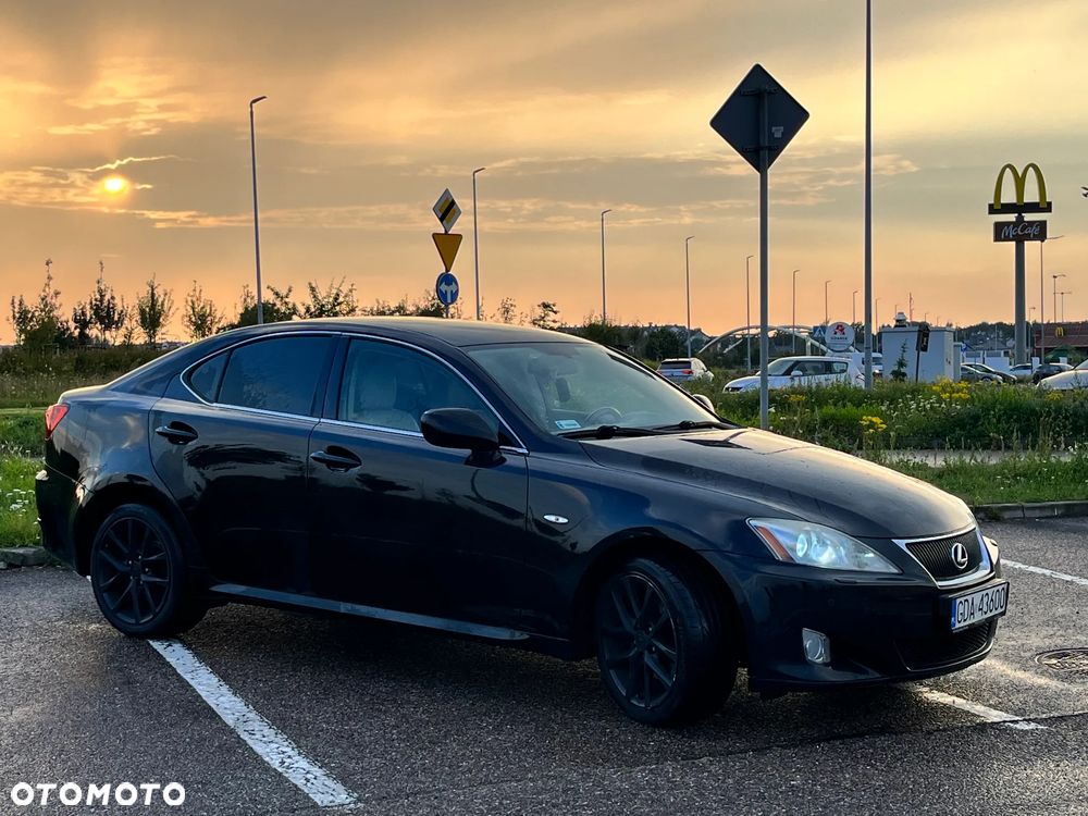 Lexus IS 220 D Prestige - 2