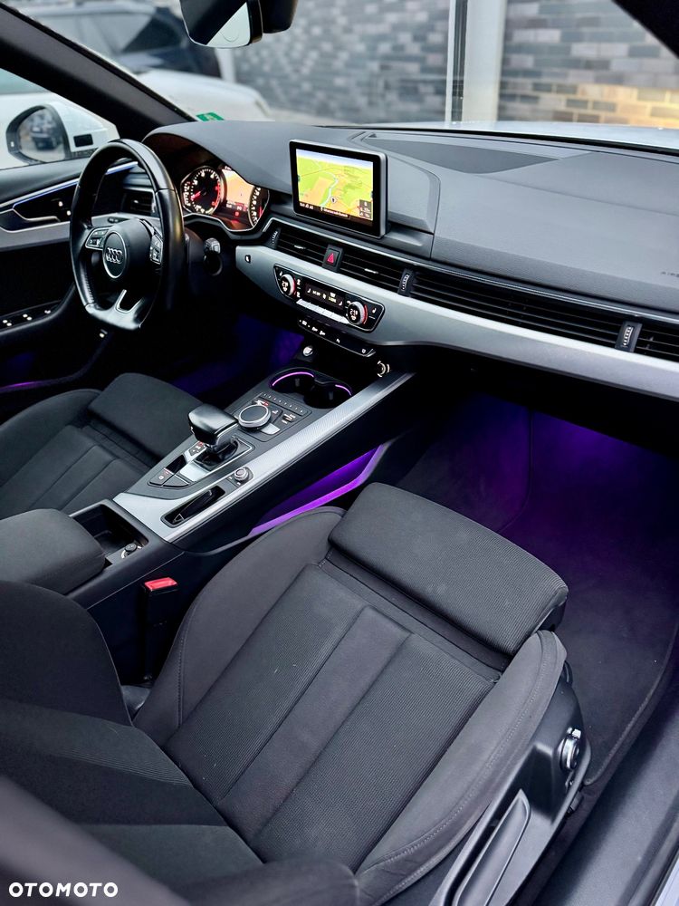 Audi A4 Avant 2.0 TDI ultra S tronic sport - 18