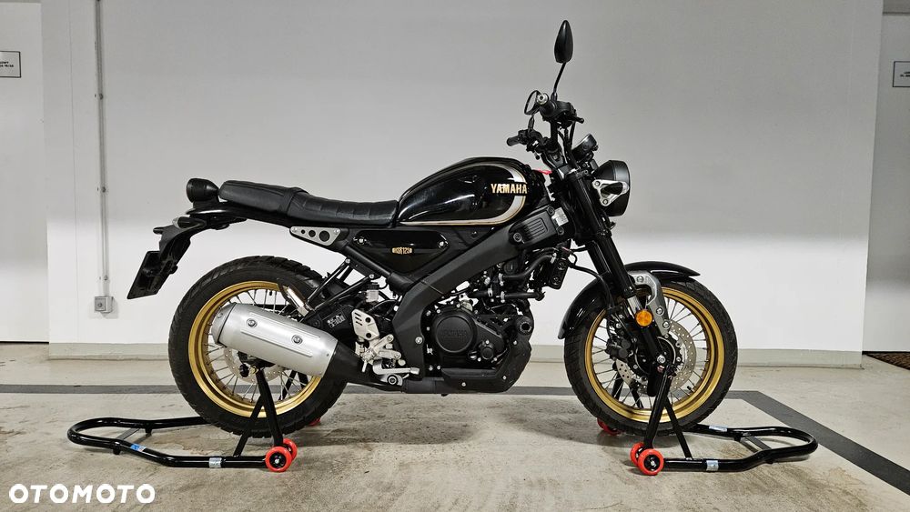Yamaha XSR - 3