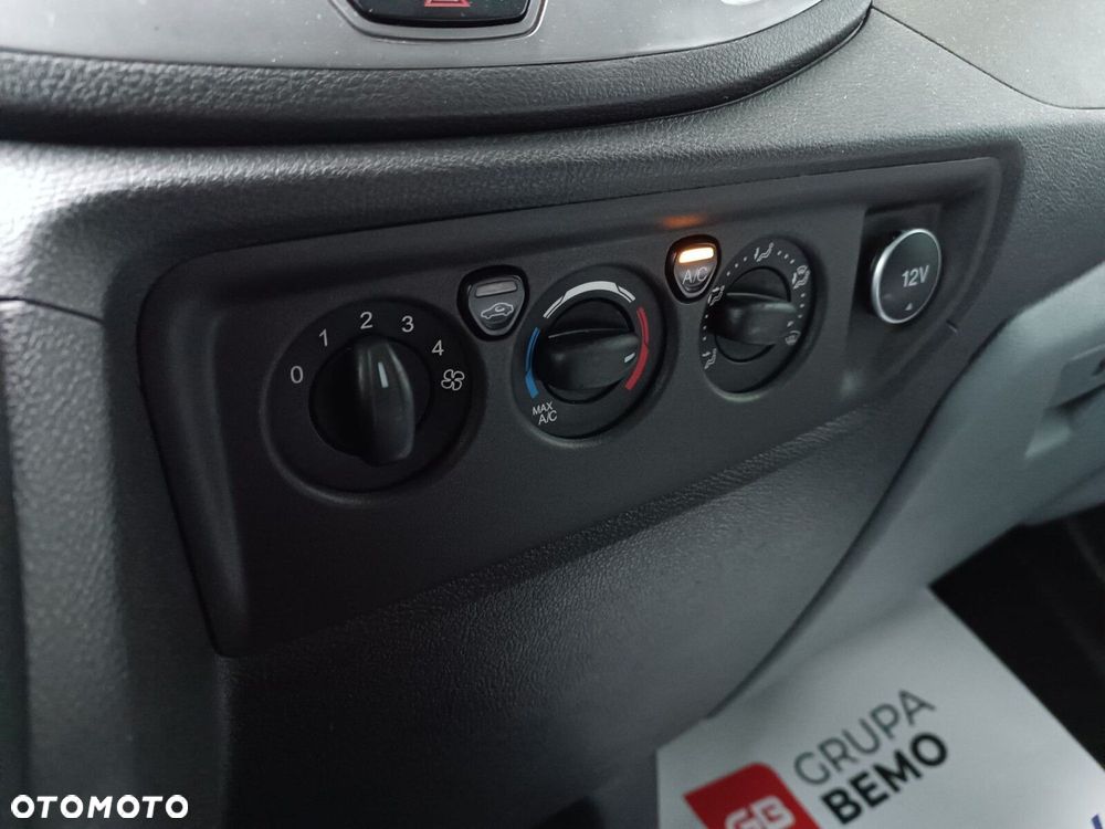 Ford Transit - 21