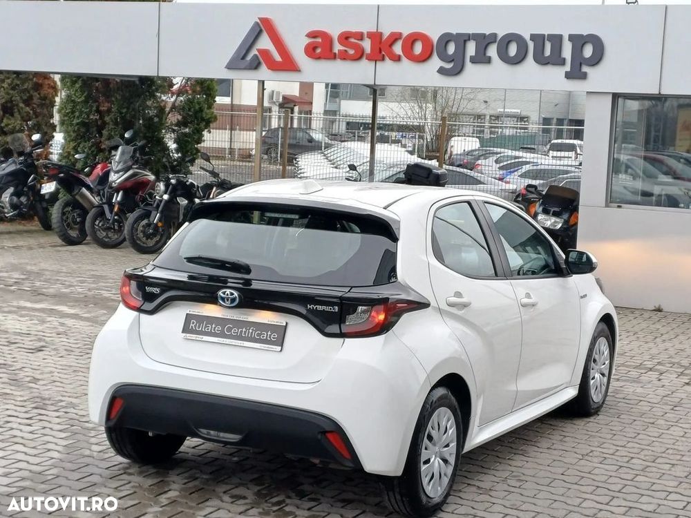 Toyota Yaris - 5