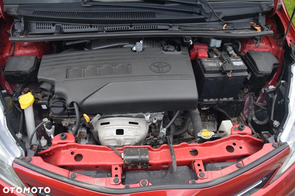 Toyota Yaris 1.33 Prestige - 39