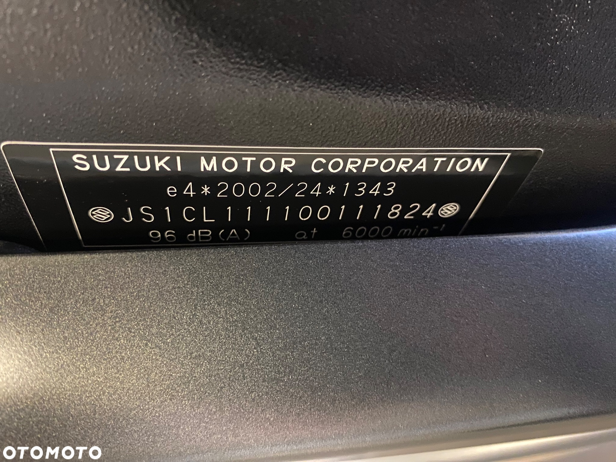 Suzuki GSX-R - 12