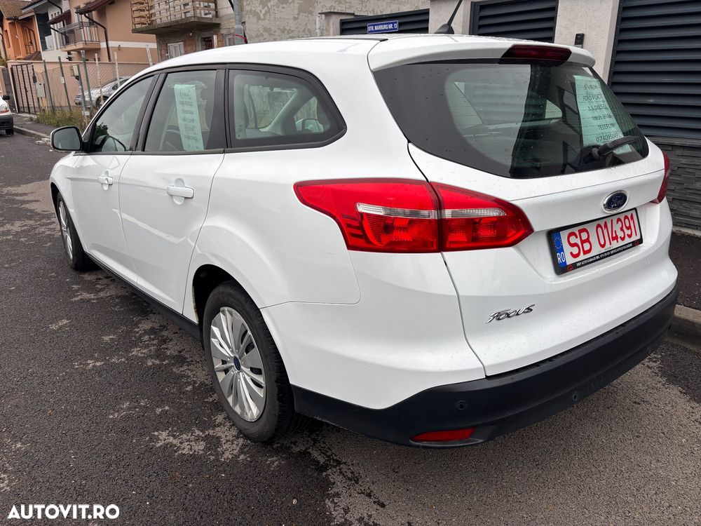 Ford Focus - 4