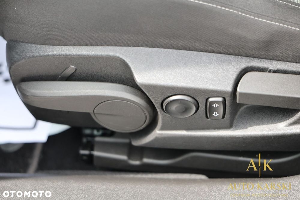 Opel Insignia - 23