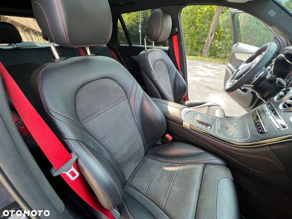 Mercedes-Benz GLC AMG 43 4Matic 9G-TRONIC - 21