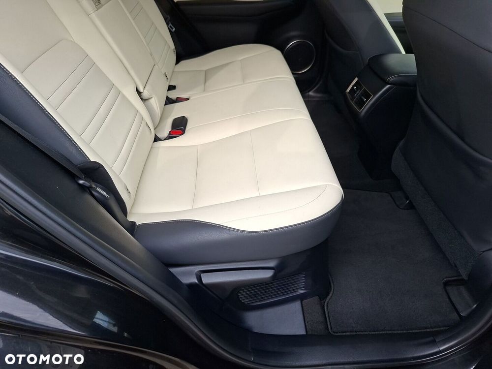 Lexus NX 300 F Impression AWD - 23