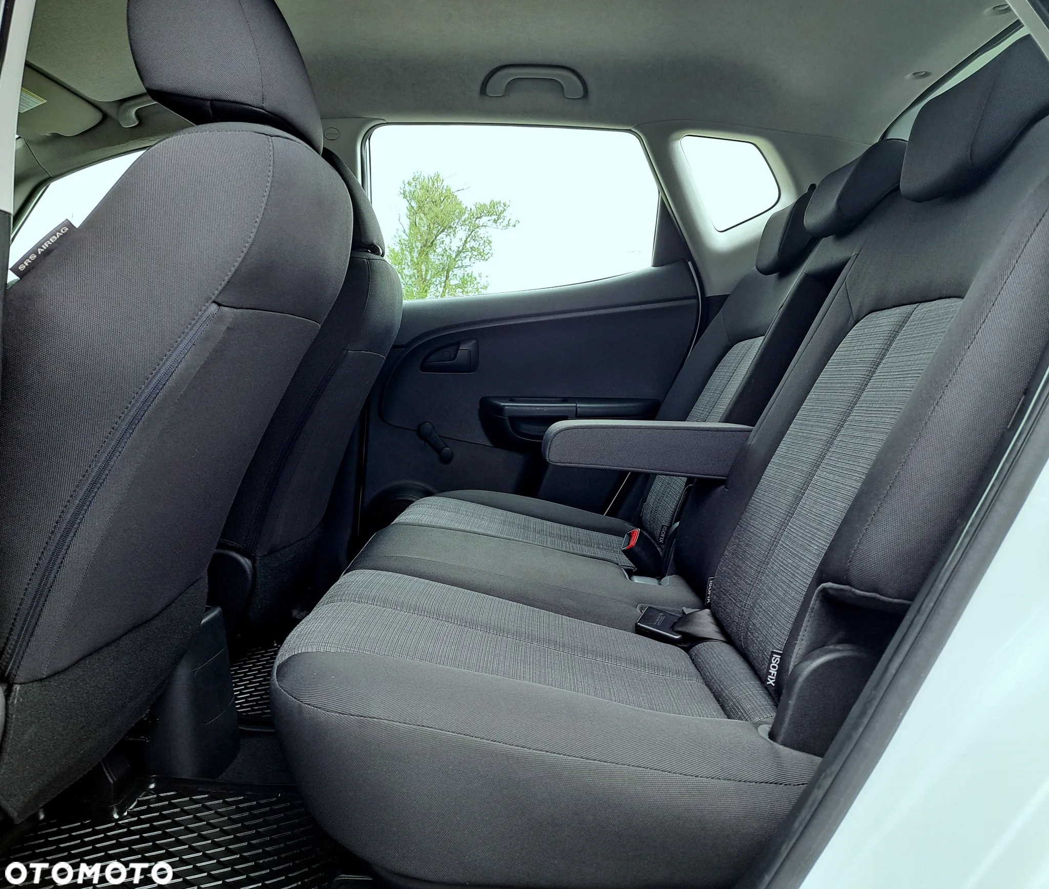 Kia Venga - 17