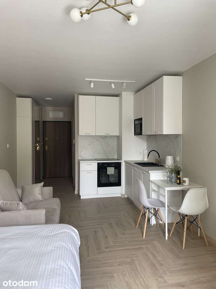 Nowa kawalerka w apartamentowcu do zamieszkania