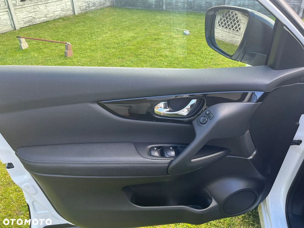 Nissan Qashqai 1.3 DIG-T Acenta - 29