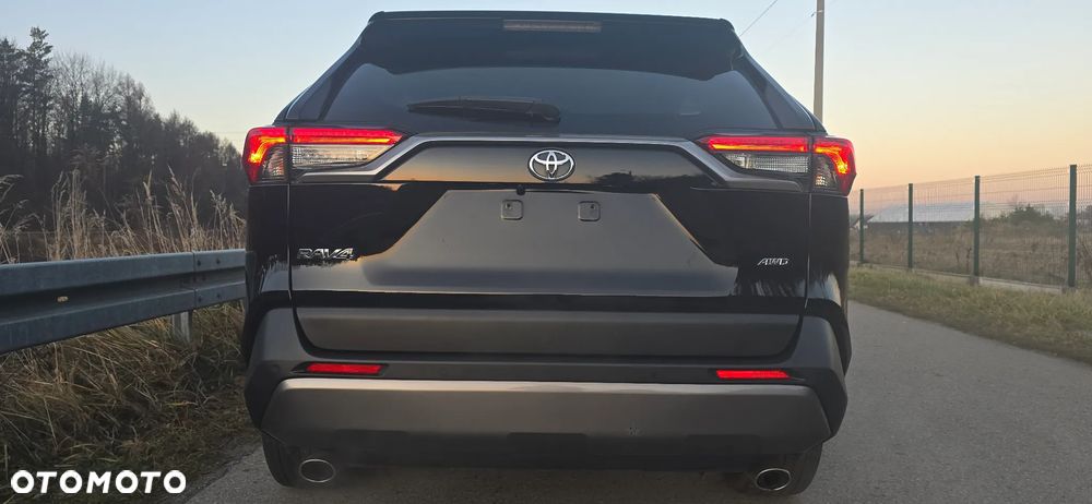 Toyota RAV4 - 23