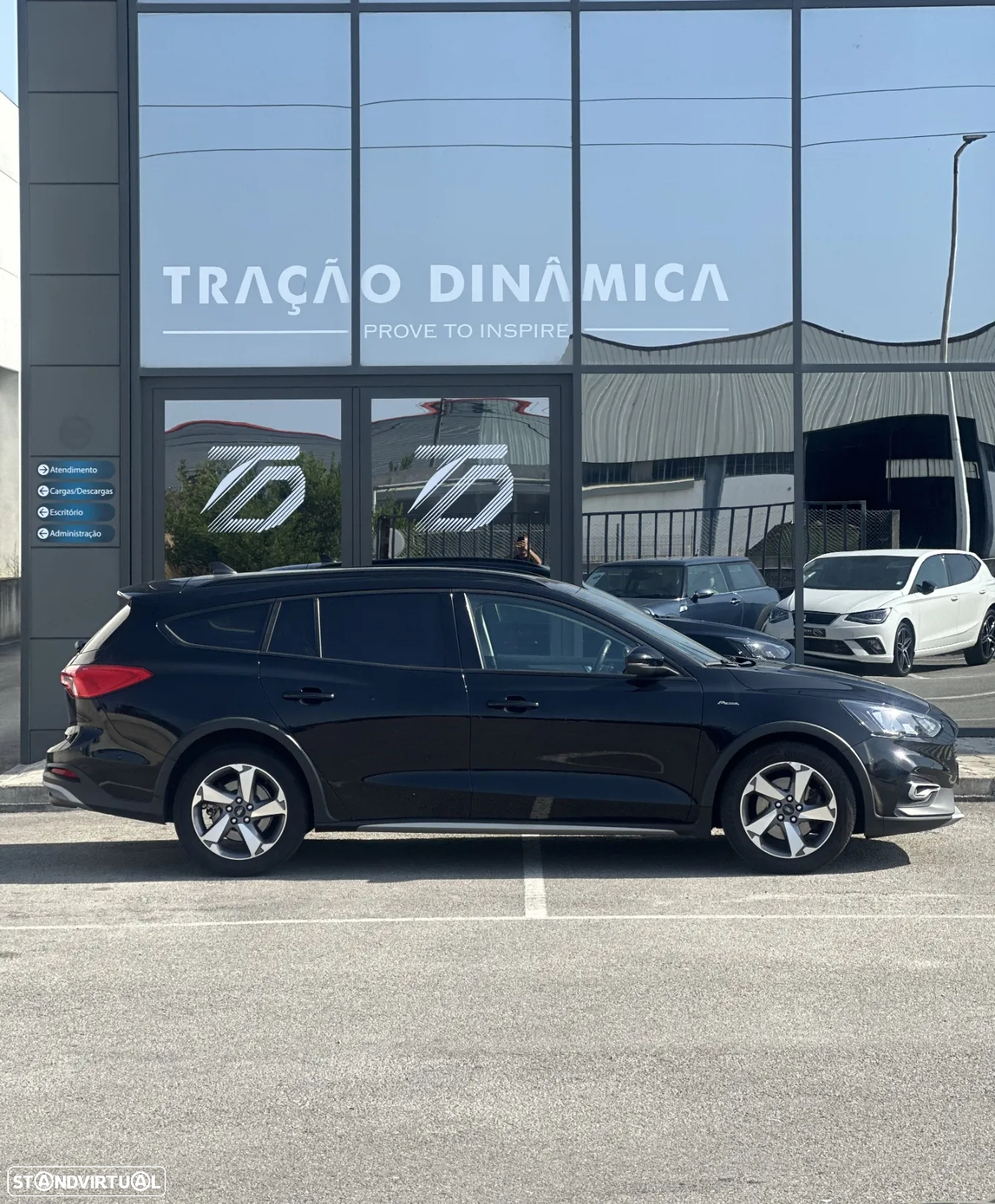 Ford Focus SW 1.5 TDCi EcoBlue Active - 4