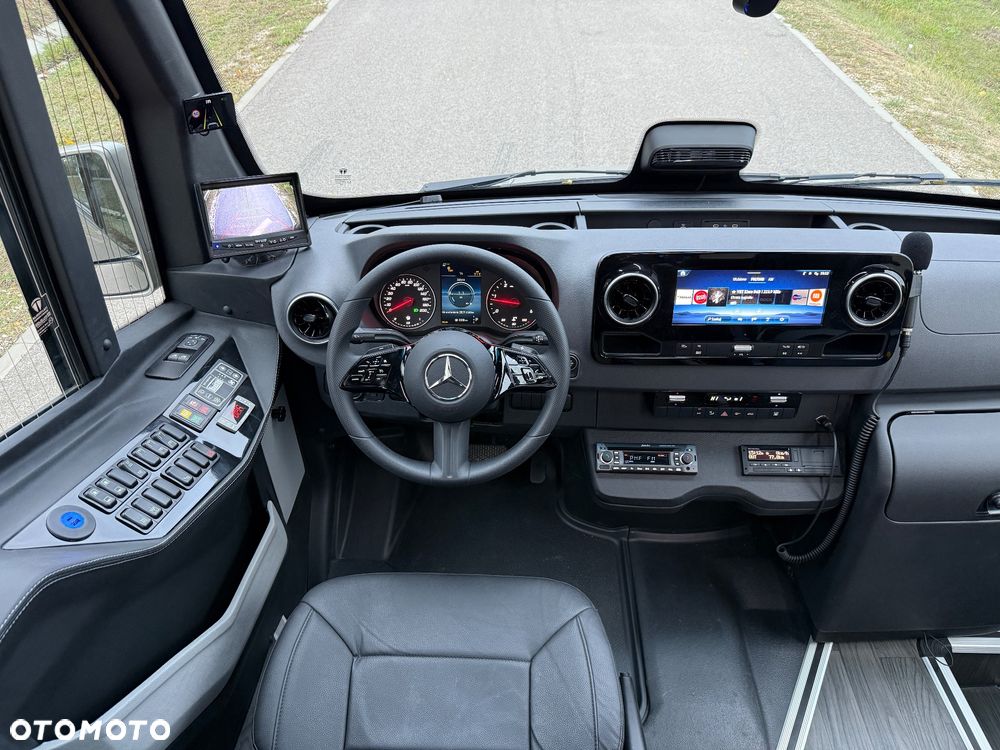 Mercedes-Benz Sprinter 519 - 27
