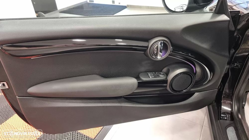 MINI 3 Portas Cooper SE Yours - 23