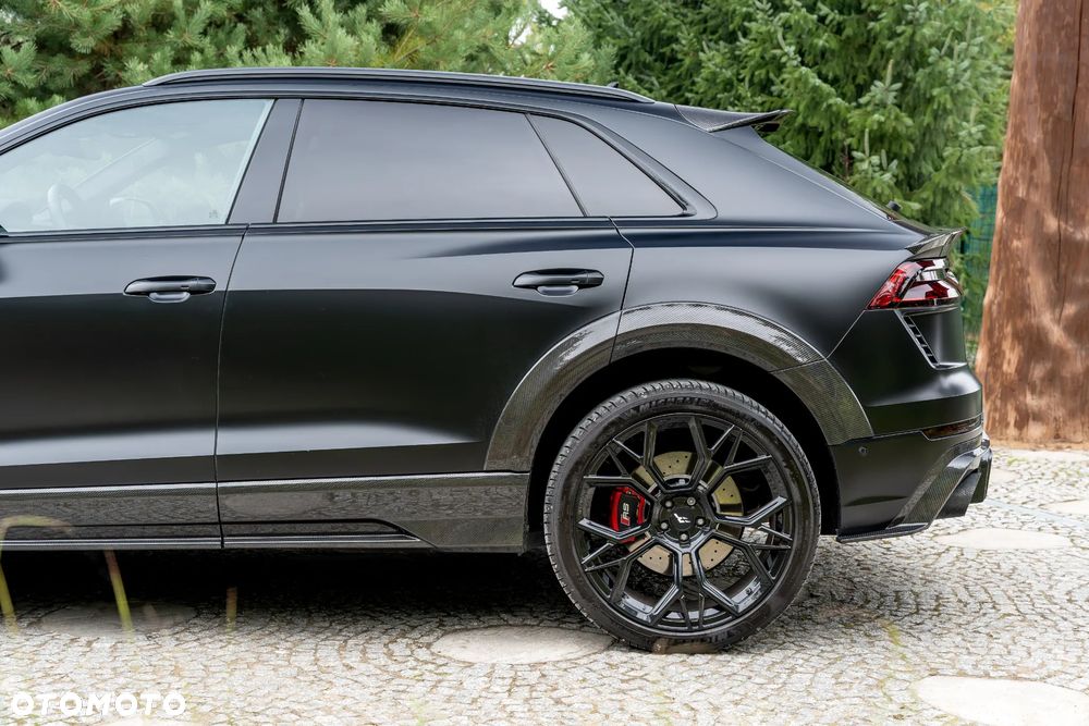 Audi RS Q8 - 10