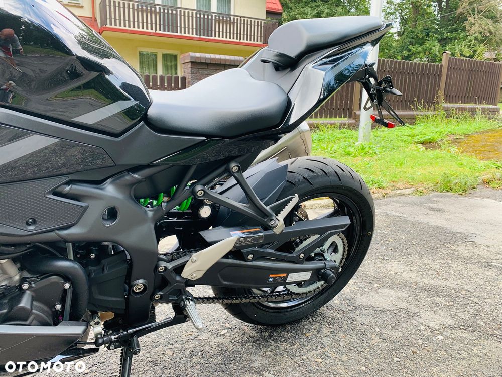 Kawasaki ZX - 10