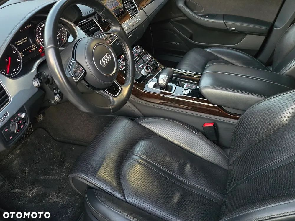 Audi A8 4.2 TDI DPF (clean diesel) quattro tiptronic Lang - 17