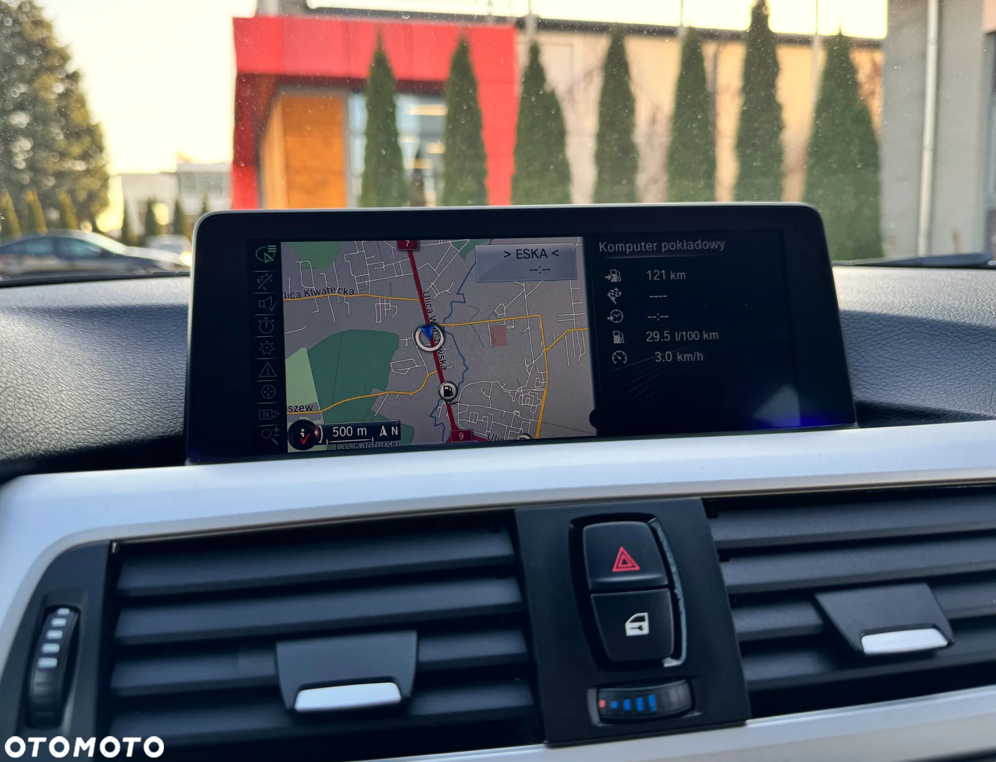 BMW Seria 3 320i Touring xDrive - 25