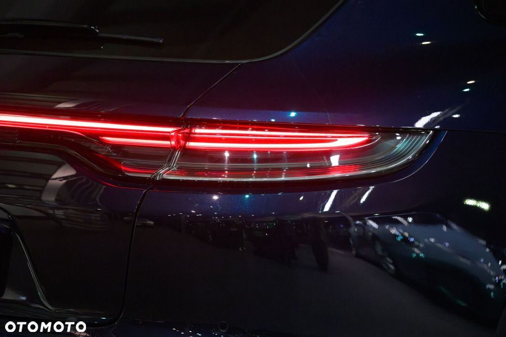 Porsche Panamera - 24
