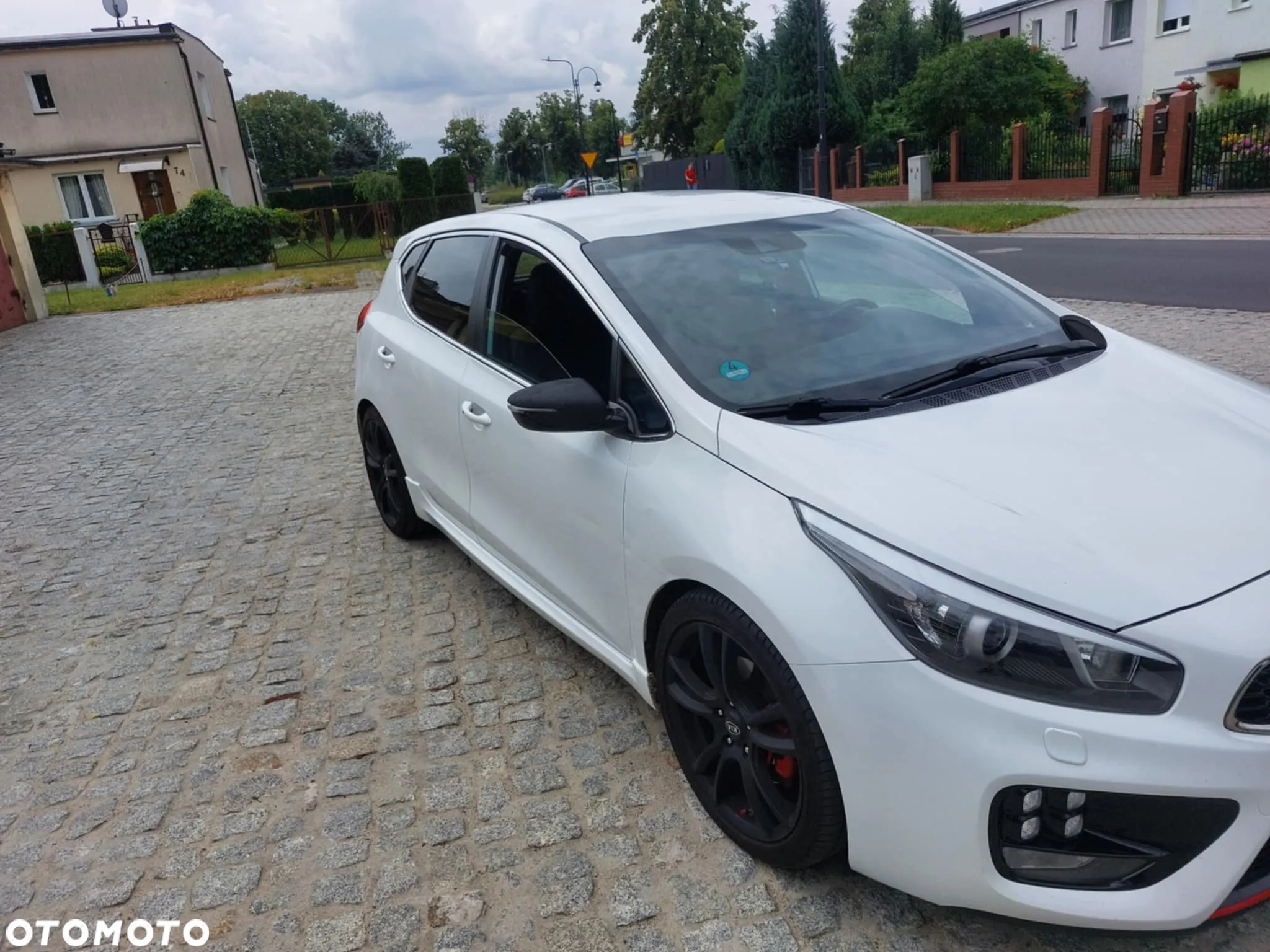 Kia Ceed - 13