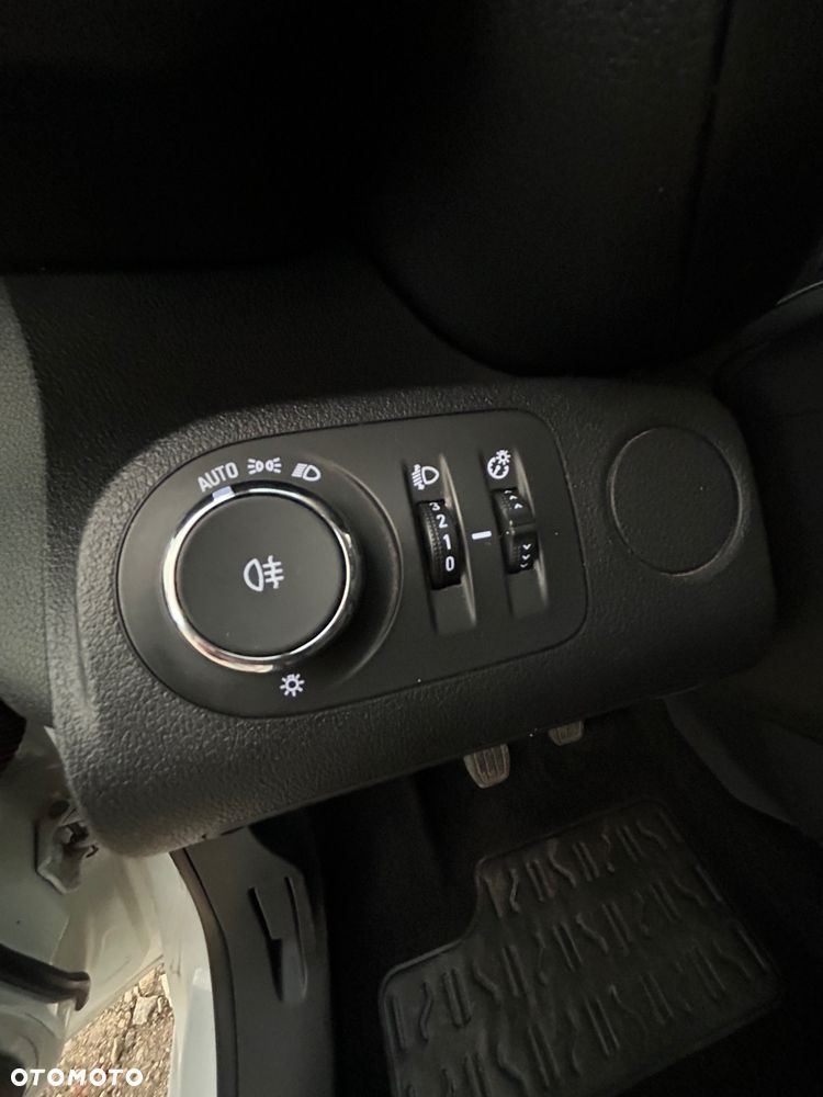 Opel Combo - 20