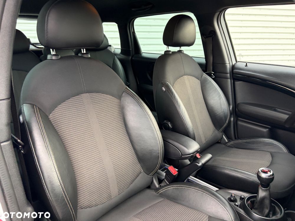 MINI John Cooper Works ALL4 - 32