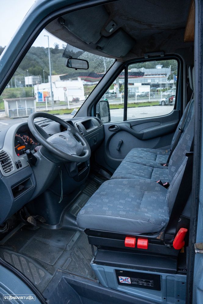 Mercedes-Benz Sprinter - 13