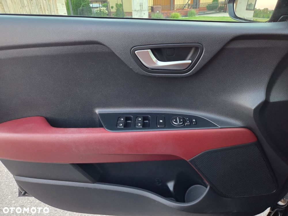 Kia Rio 1.0 T-GDI 120 Platinum Edition - 17