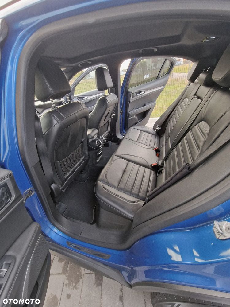 Alfa Romeo Stelvio 2.0 Turbo B-Tech Edition Q4 - 14