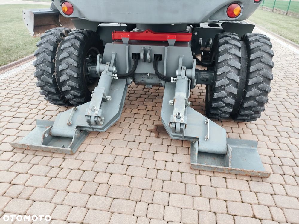 Wacker Neuson EW100 / BLACK EDITION - wersja limitowana / KOPARKA KOŁOWA / ROTOTILT / PŁUG + PODPORY / - 16