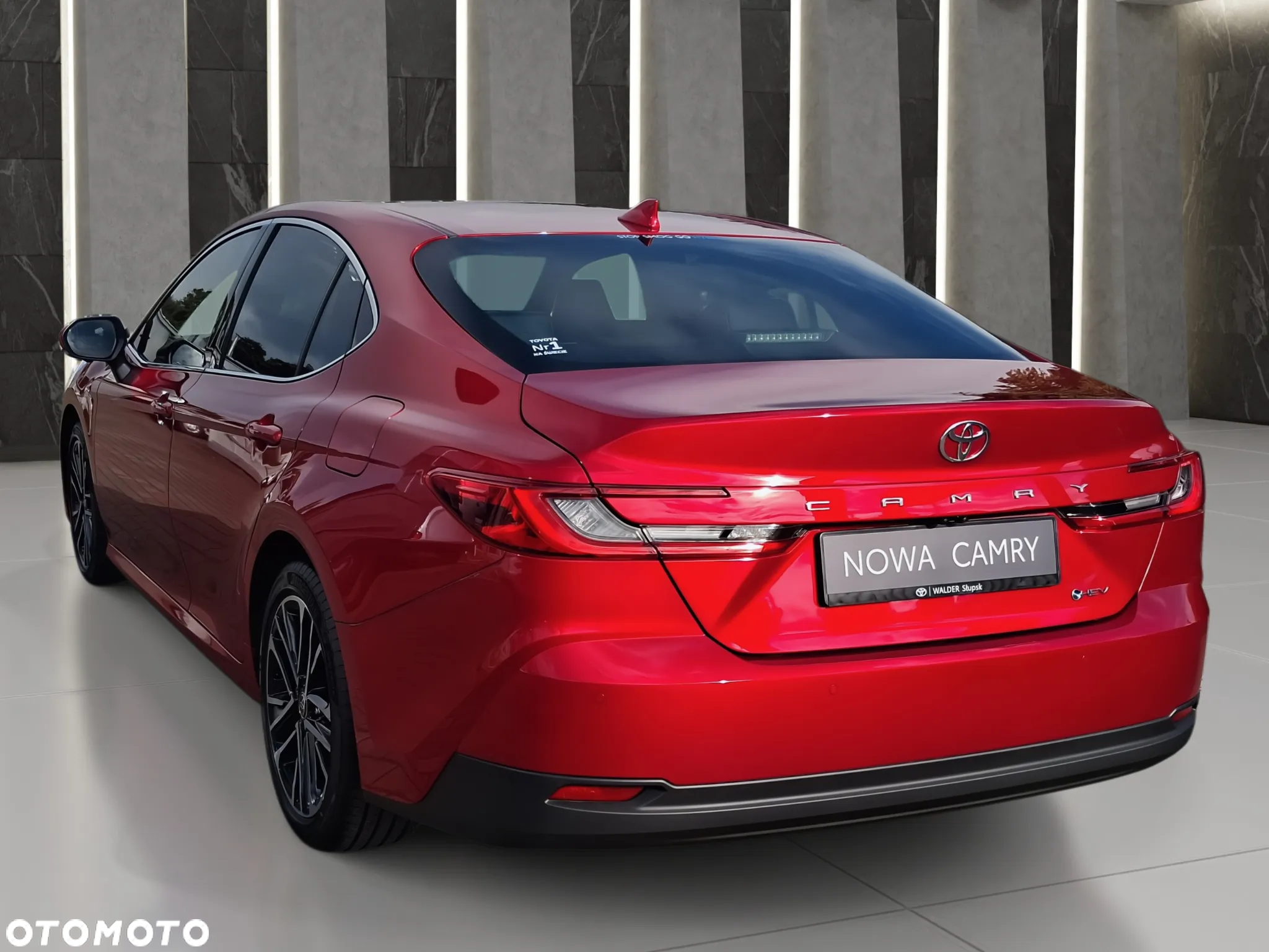 Toyota Camry 2.5 Hybrid Dynamic Force Executive e-CVT - 9