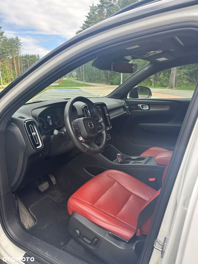 Volvo XC 40 T5 AWD Geartronic R-Design - 8