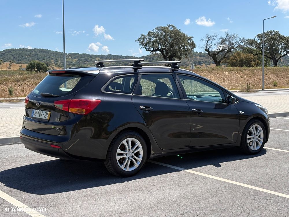 Kia Ceed SW 1.4 CRDi More Edition - 6