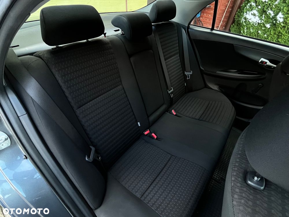 Toyota Corolla 1.4 D-4D Terra - 9