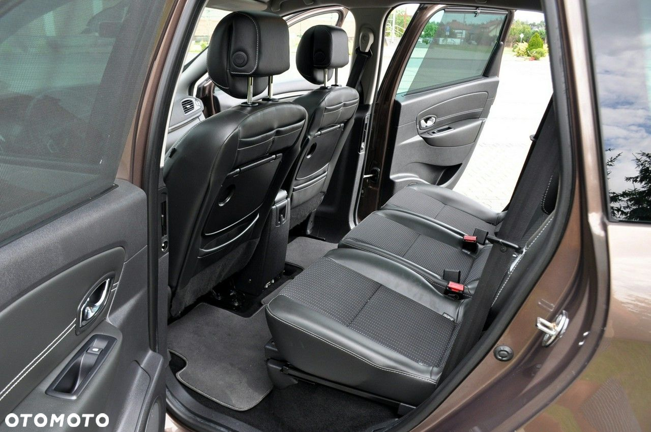 Renault Scenic - 21